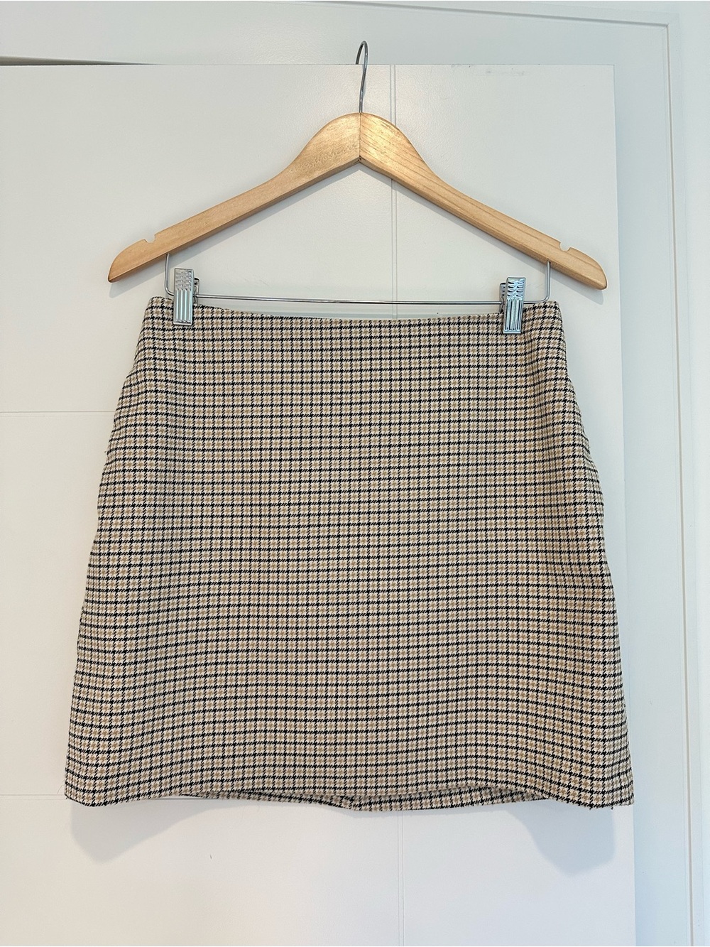Wilfred Beige and Black Checked Mini Skirt